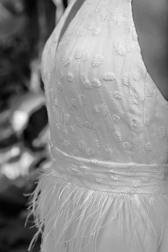 Dentelle robe de mariée sur mesure à Paris par Alina Marti