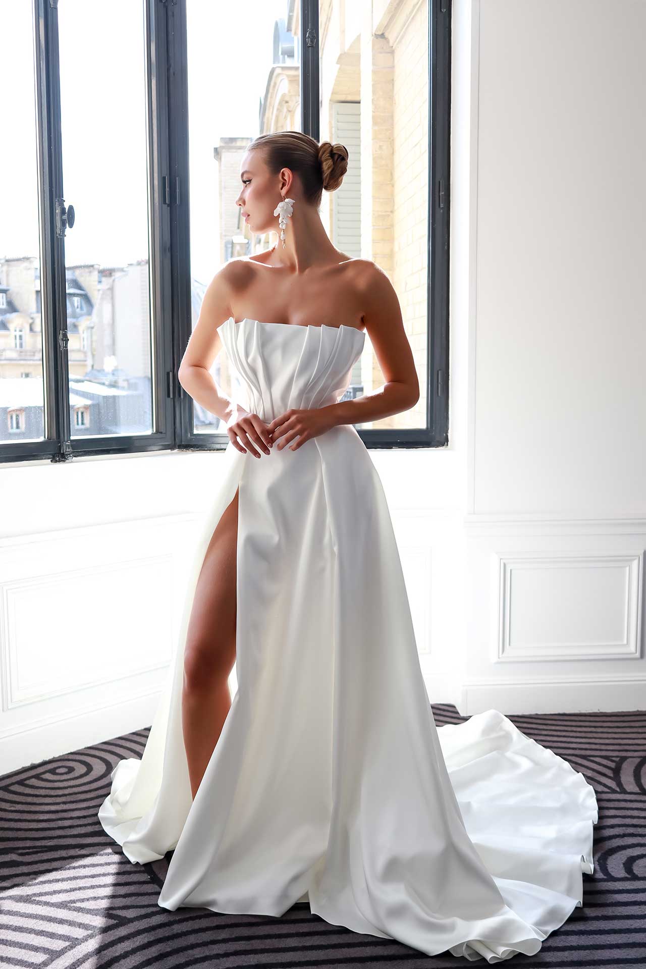 Robe de mariée sur mesure Victoria par Alina Marti Paris
